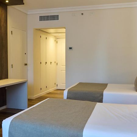 Dazzler by Wyndham Buenos Aires San Martin Otel Dış mekan fotoğraf