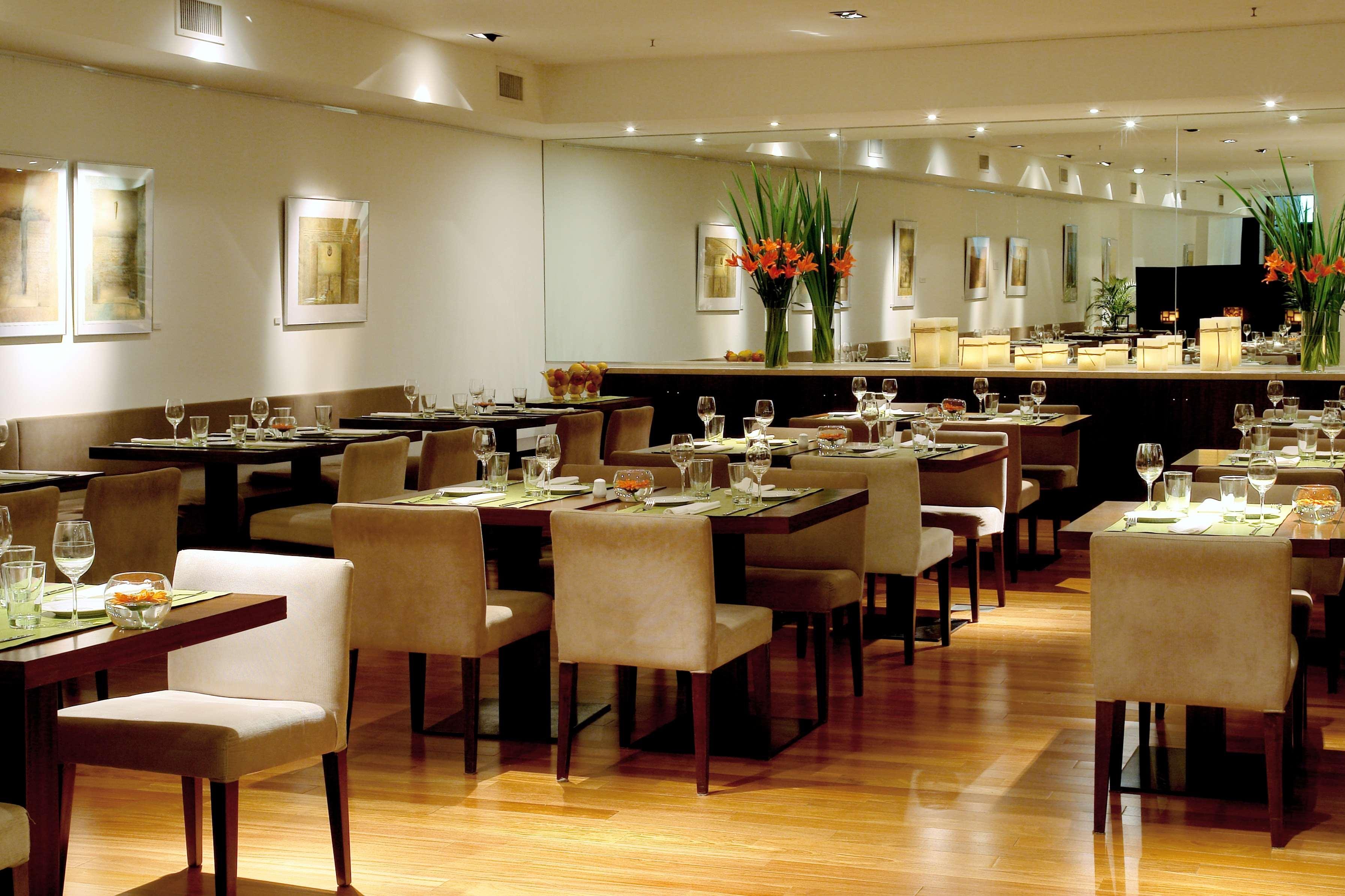Dazzler by Wyndham Buenos Aires San Martin Otel Dış mekan fotoğraf