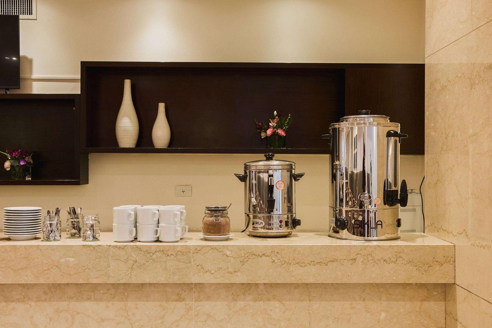 Dazzler by Wyndham Buenos Aires San Martin Otel Dış mekan fotoğraf