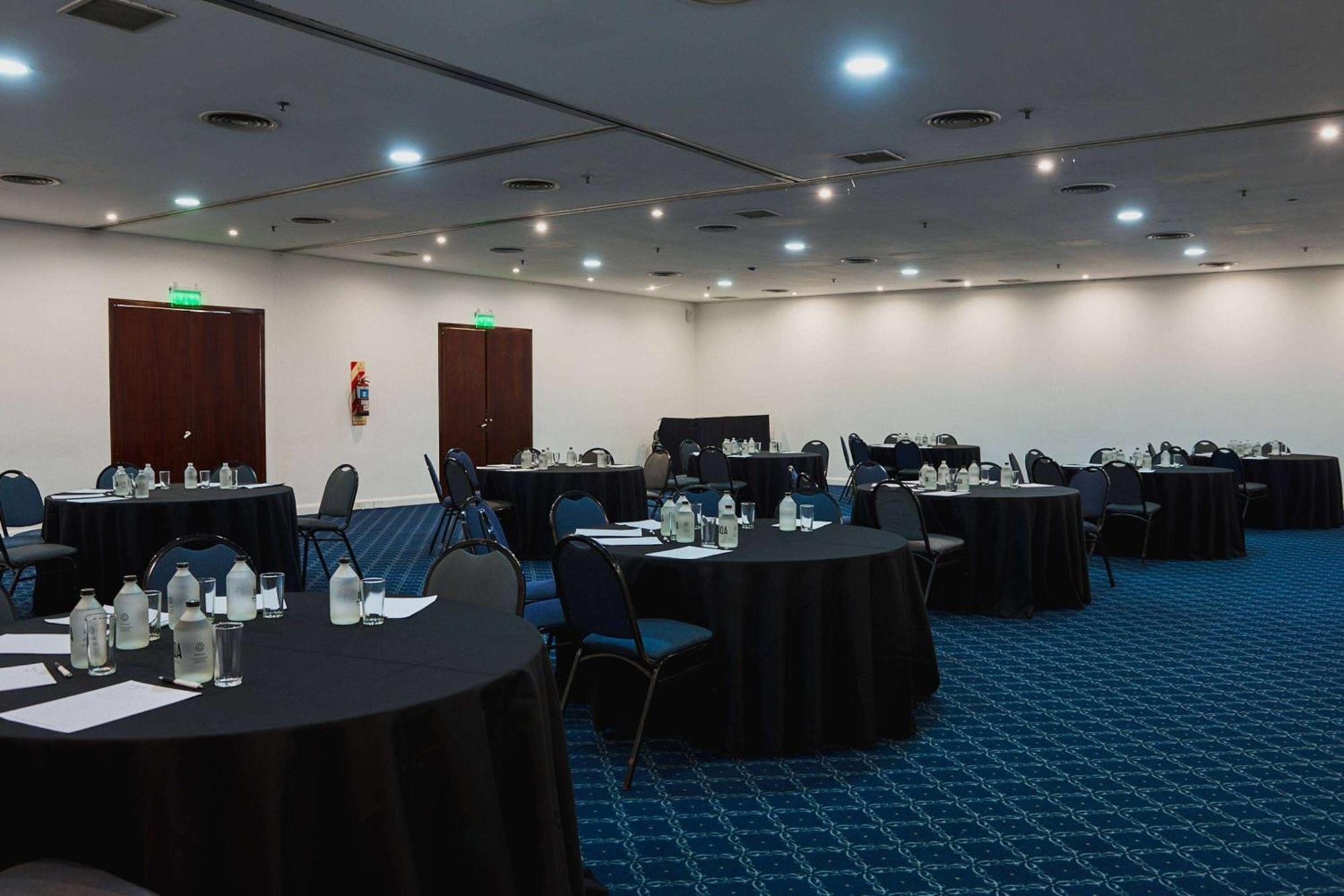 Dazzler by Wyndham Buenos Aires San Martin Otel Dış mekan fotoğraf