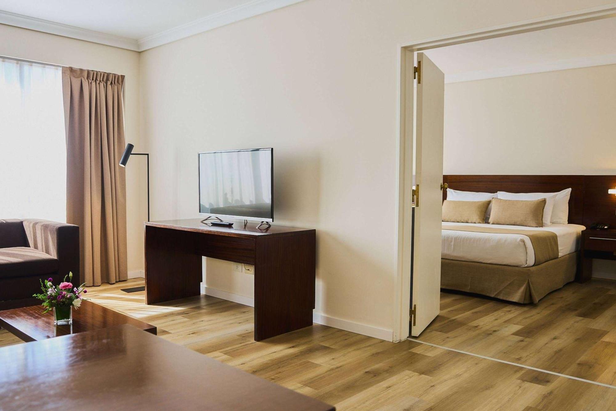 Dazzler by Wyndham Buenos Aires San Martin Otel Dış mekan fotoğraf