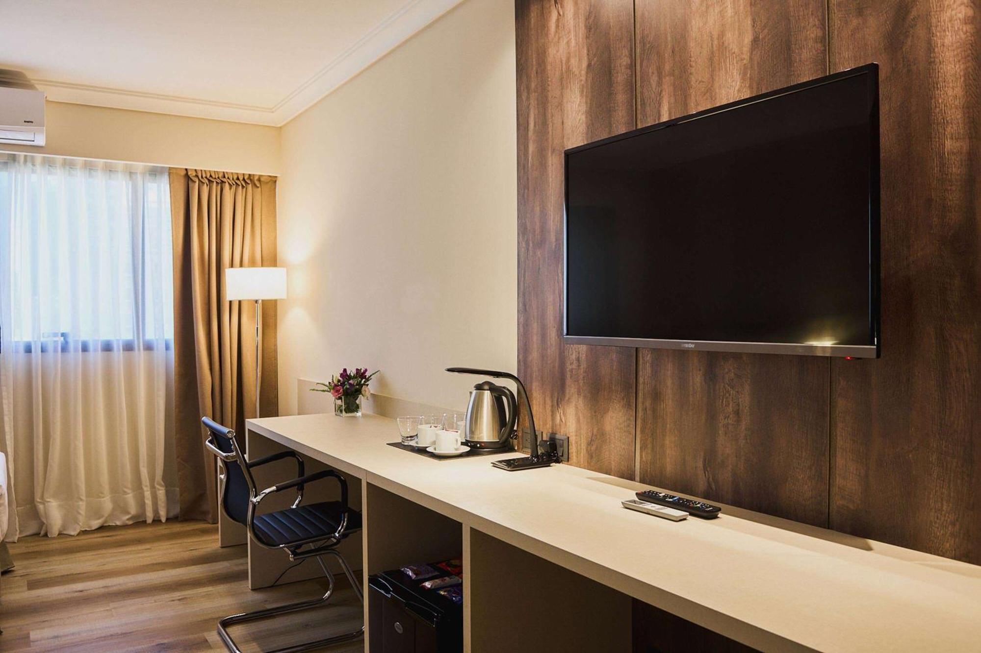 Dazzler by Wyndham Buenos Aires San Martin Otel Dış mekan fotoğraf