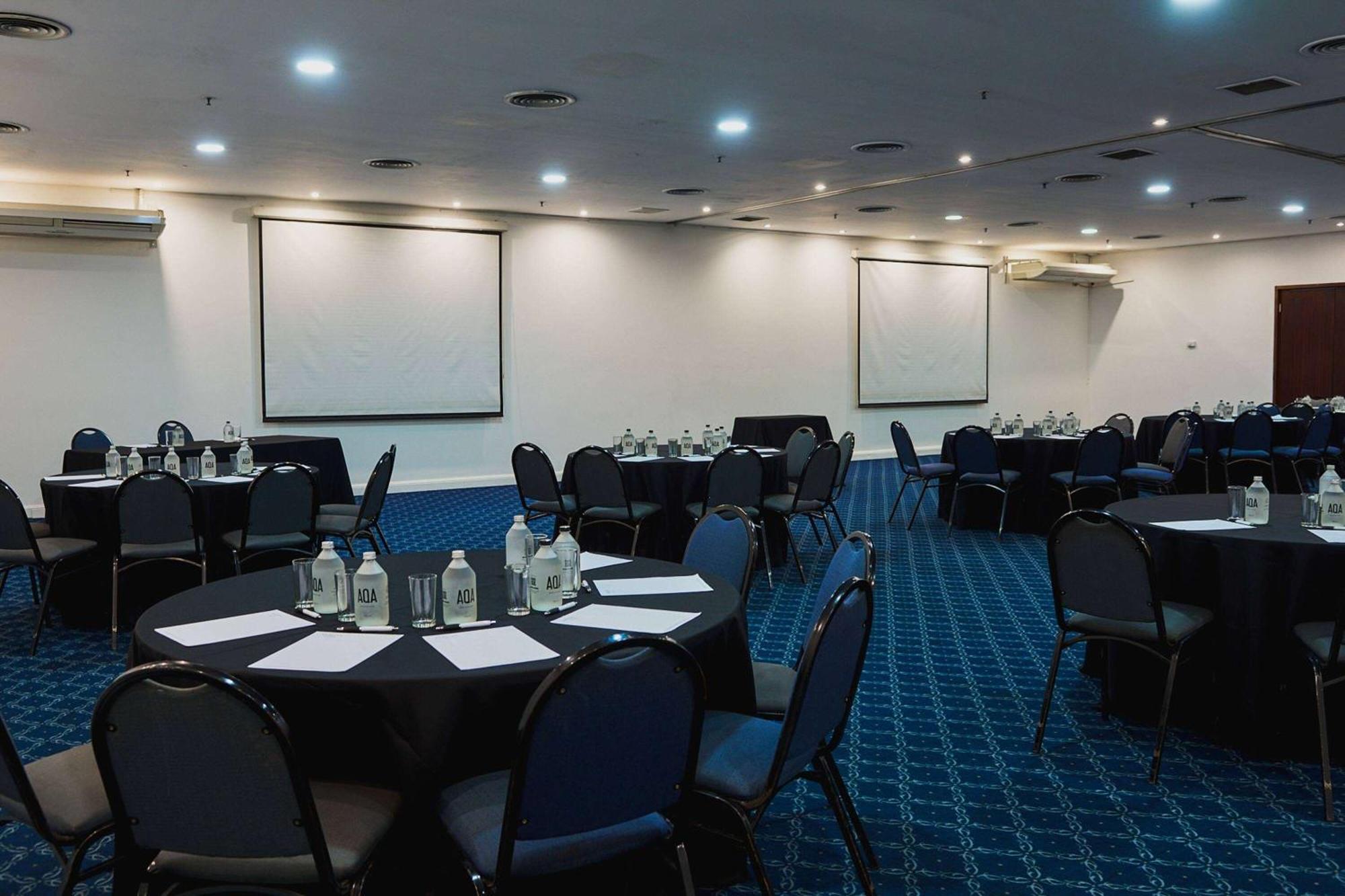 Dazzler by Wyndham Buenos Aires San Martin Otel Dış mekan fotoğraf